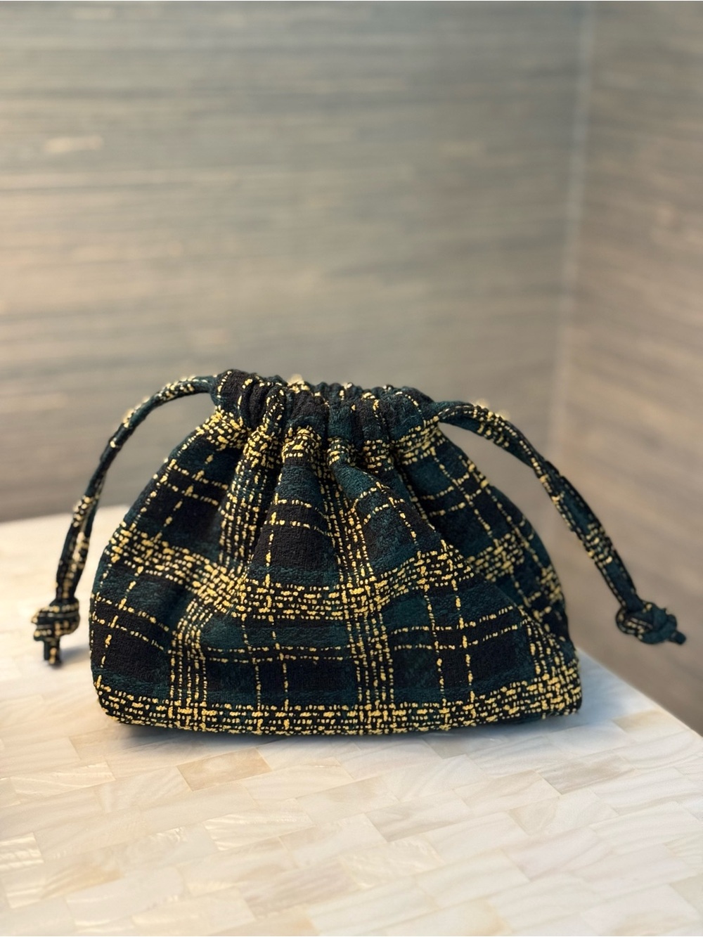 Sisley Black & Gold Metallic Thread Drawstring Pouch - Picture 3 of 5